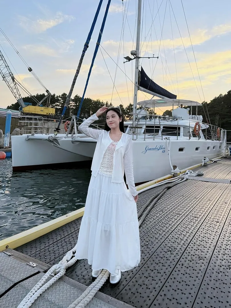 Jeju’s Sunset Yacht Experience (1/5)