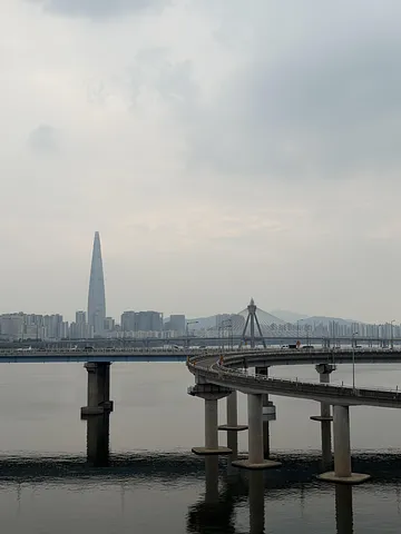 Gwangnaru Bohaenggyo (광나루 보행교) (1/5)