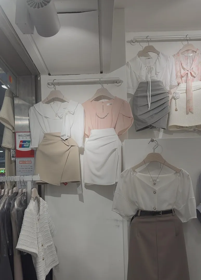THIS IS WHAT’S HIDING UNDER GANGNAM STATION (3/4)