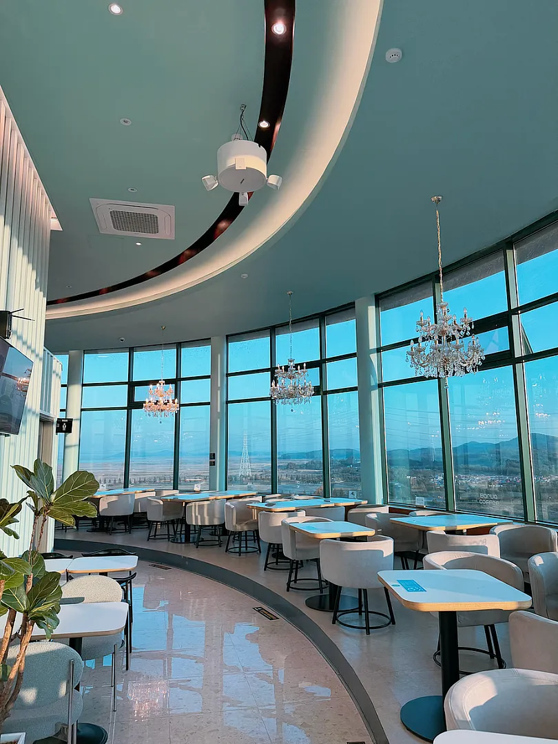 The 360° Café You Need to Visit in Daebudo (1/5)