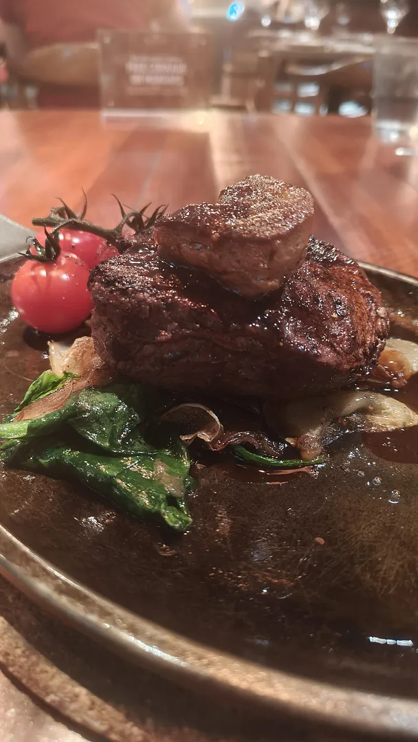 Bedrock Bar & Grill  (1/4)