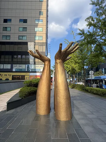 First Time in Seoul? Start Here 🇰🇷 (Near Gangnam Station Exit 10) (3/5)