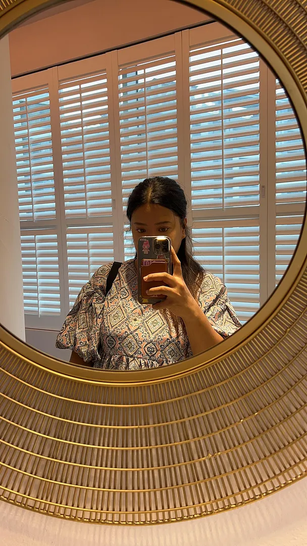 The Prettiest Clinic I ever been (2/4)