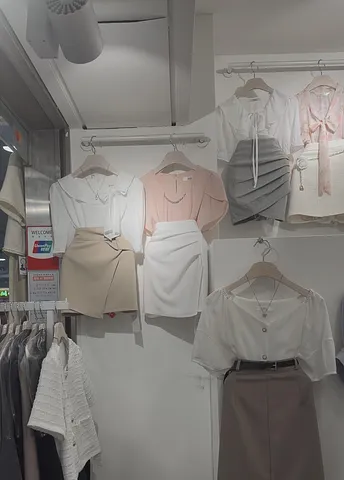 THIS IS WHAT’S HIDING UNDER GANGNAM STATION (3/4)