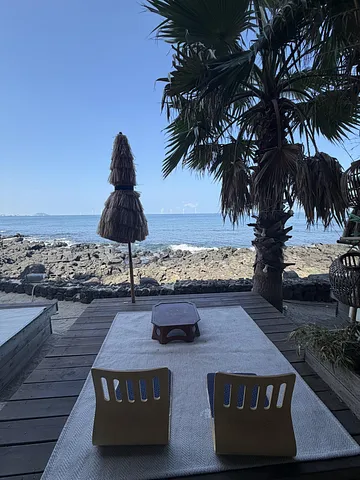 A must-visit café in Aewol, Jeju!  (2/5)