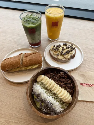 A wellness café in Hongdae (1/2)