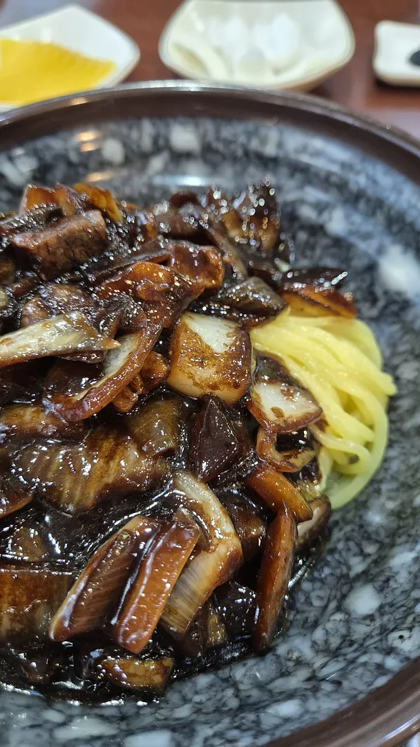 What’s the best Korean food you’ve ever had in Korea? 🇰🇷🍴 (2/5)