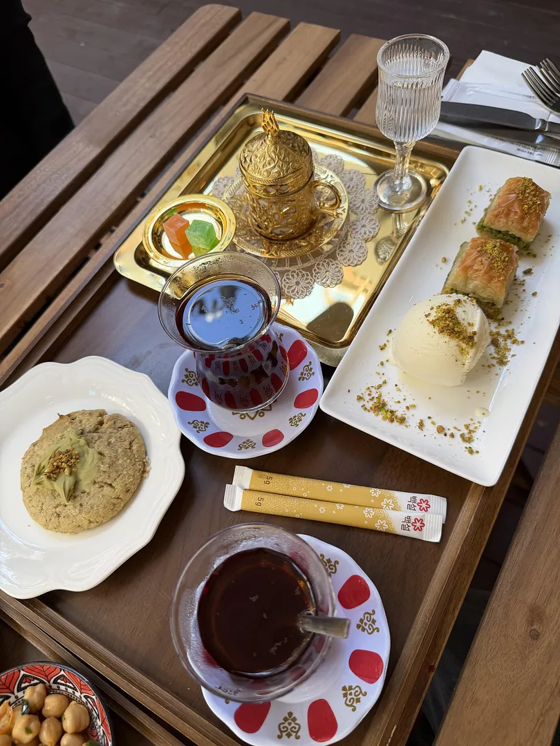 I FOUND AUTHENTIC TURKISH FOOD IN SEONGSU (3/4)