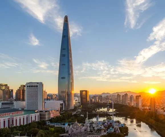 Discover Lotte World in Jamsil, Seoul (4/4)