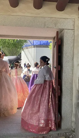 Hanbok🎀 (3/5)