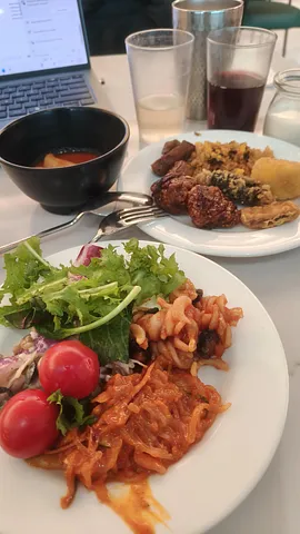 Matinee Lounge at Incheon Airport T1 (1/3)