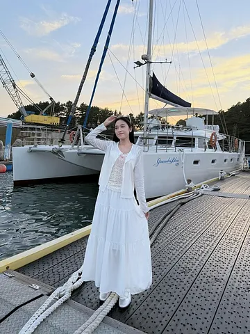 Jeju’s Sunset Yacht Experience (1/5)