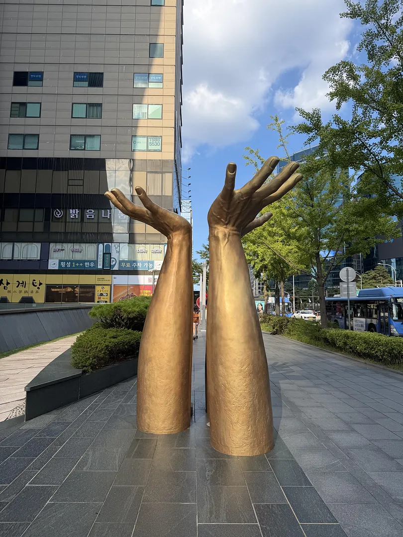 First Time in Seoul? Start Here 🇰🇷 (Near Gangnam Station Exit 10) (3/5)