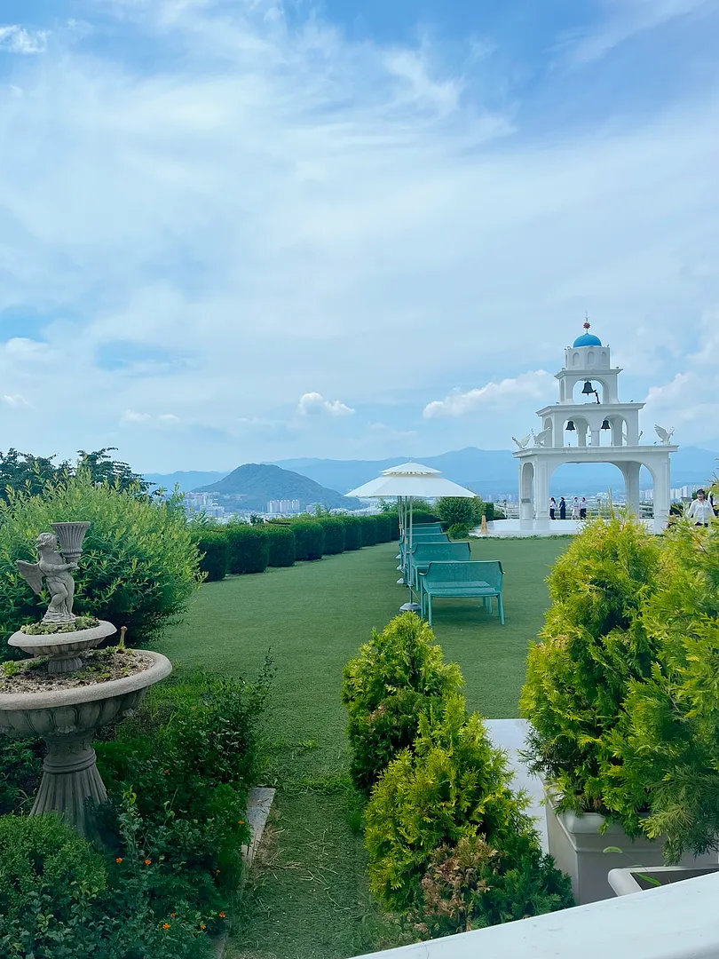Santorini in Chuncheon, Gangwon-do 🇰🇷 (4/5)