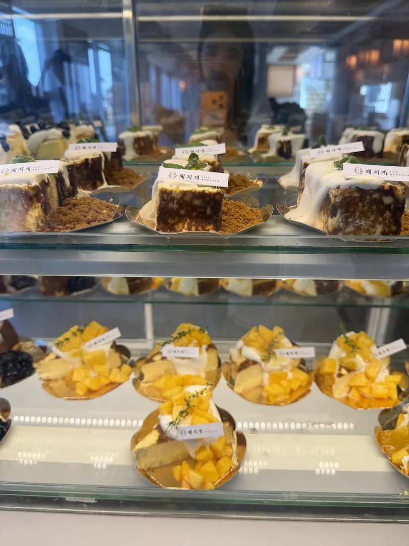A must-visit café in Aewol, Jeju!  (3/5)